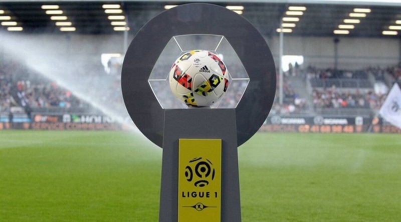 Giải bóng đá Ligue 1, với sự tham dự của 20 đội